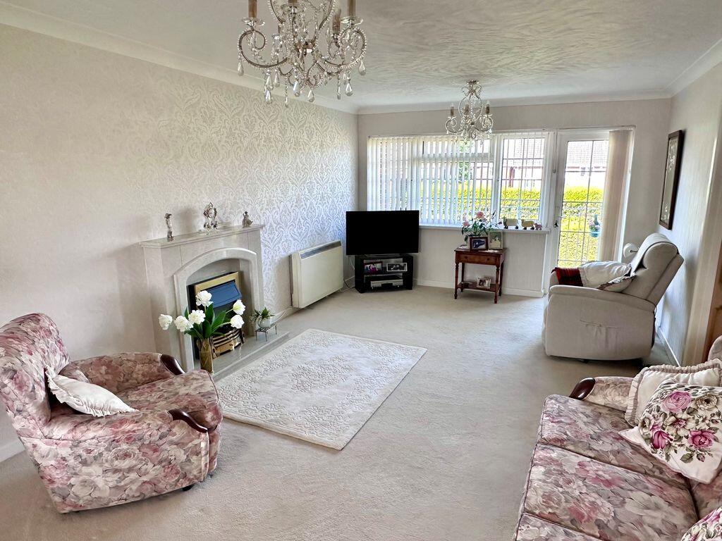 Apartment in Havant, Hampshire - View 2