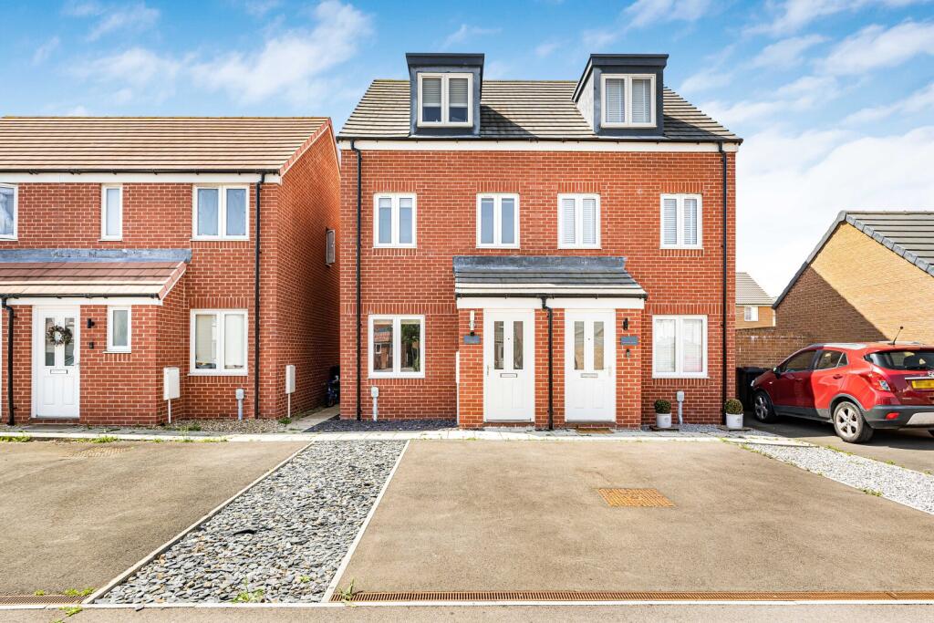 Main image of property: Arnold Way, Grove, Wantage, Oxfordshire, OX12
