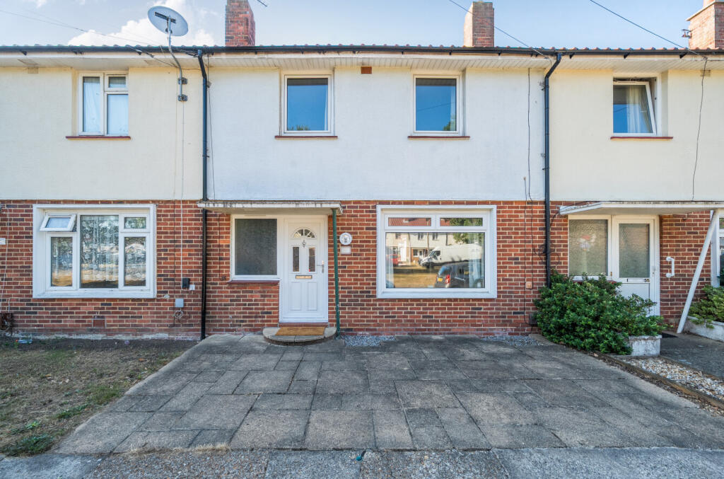 Main image of property: Green Crescent, Gosport, Hampshire, PO13