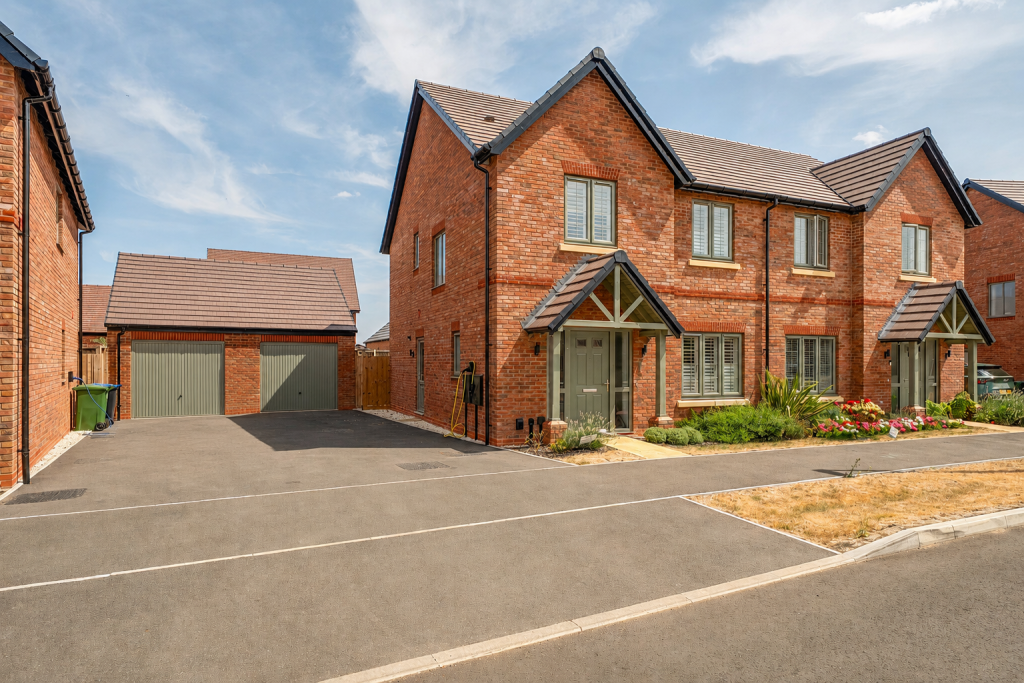 Main image of property: Woodman Close, Stratford-Upon-Avon, CV37
