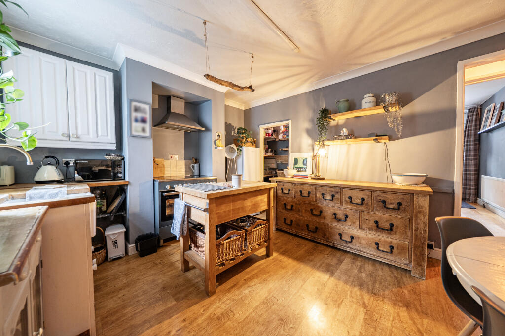 Main image of property: Stanier Street, Town Center, Swindon, SN1