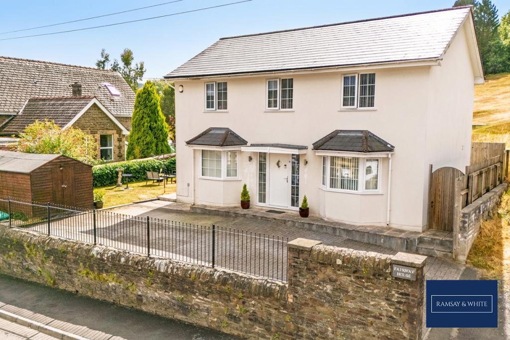 Main image of property: Ton-Coch Terrace, Cefn Pennar, Mountain Ash, CF45 4DY