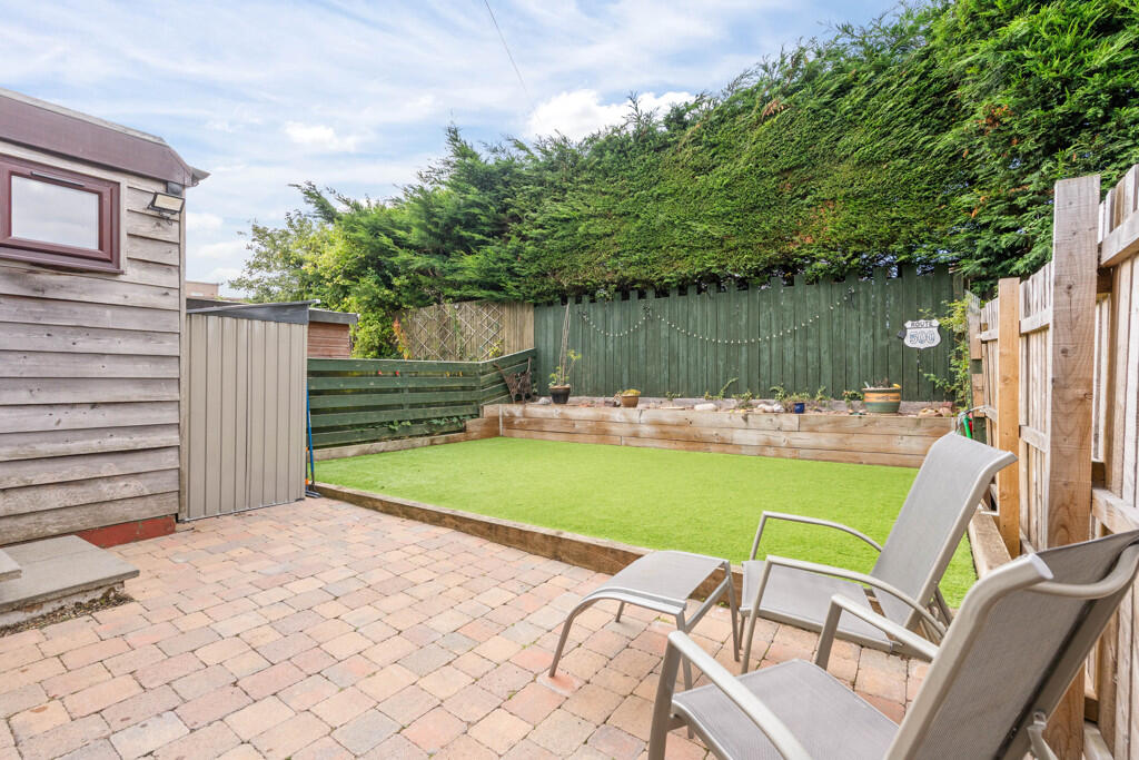 19 Lasswade Bank, Gilmerton, Edinburgh, EH17 8HU photo 2