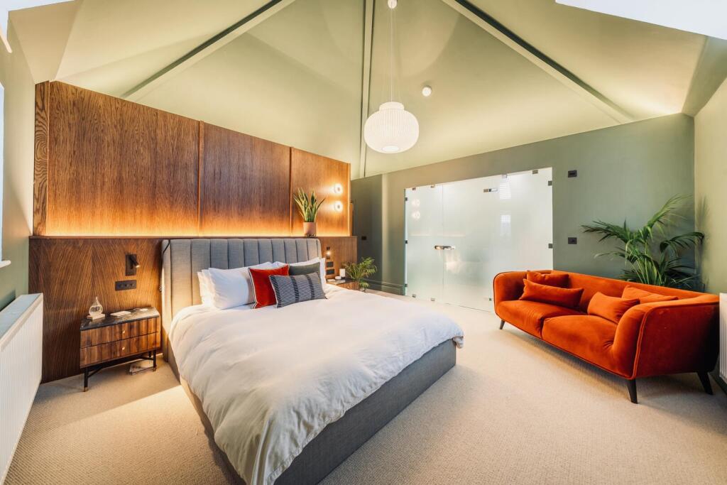 House in Nottingham, The Park - View 2