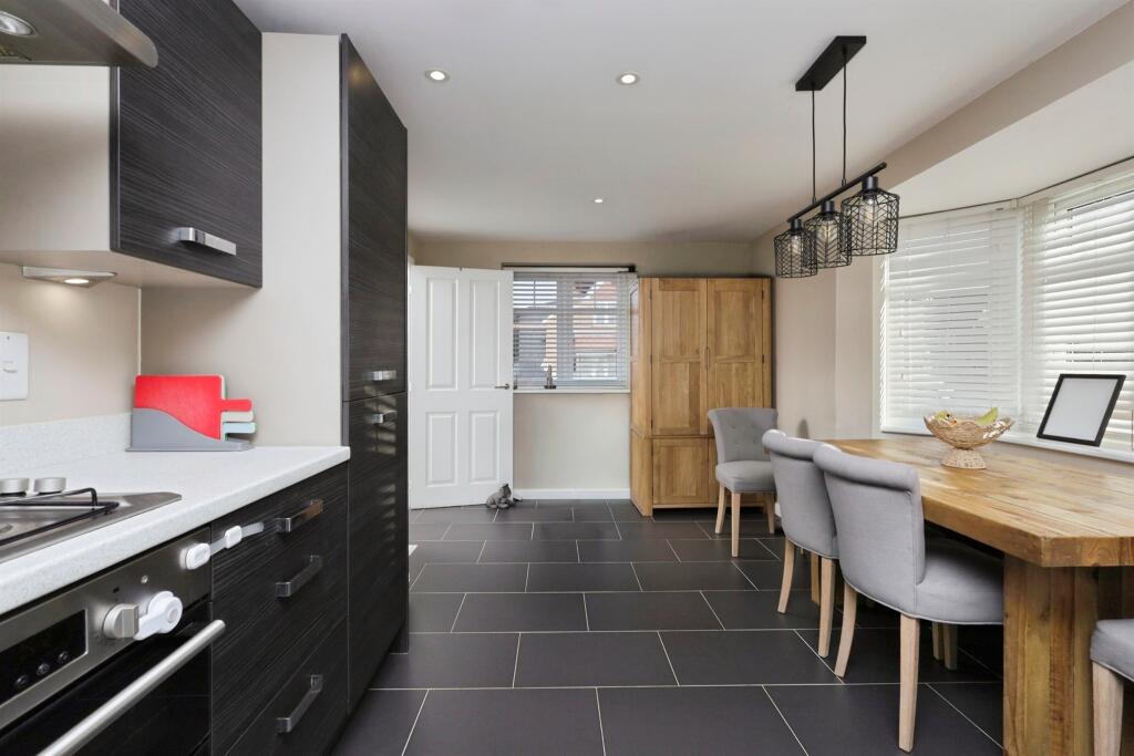 House in Wealden, Hellingly - View 3