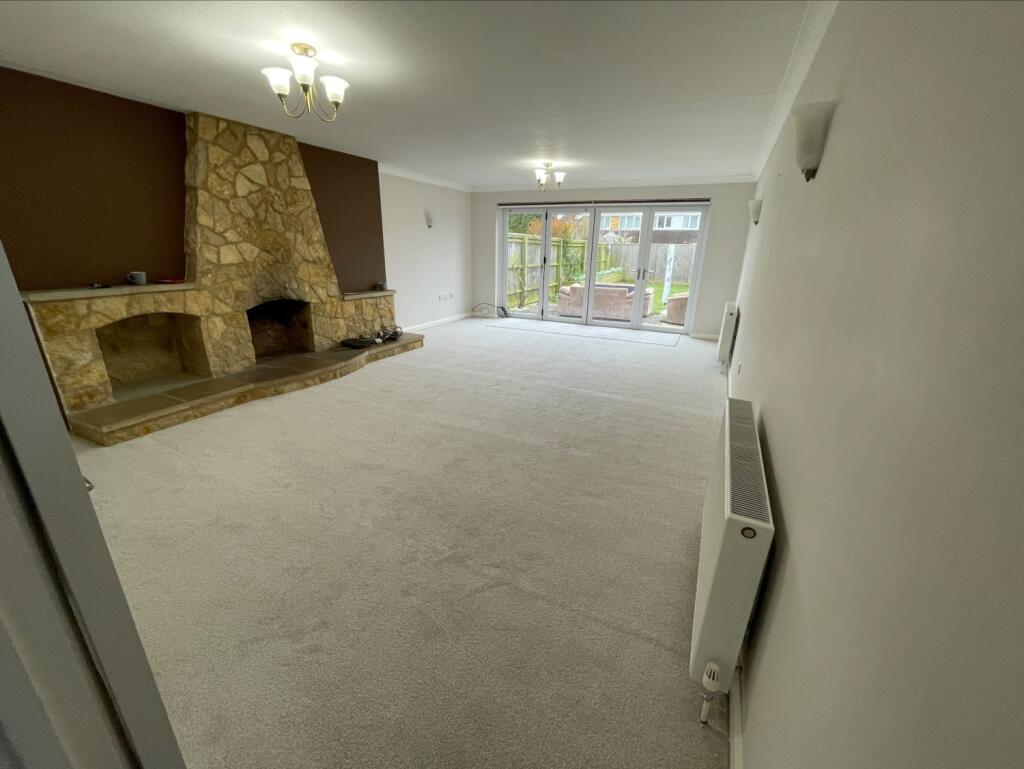House in Witney, Burwell - View 5