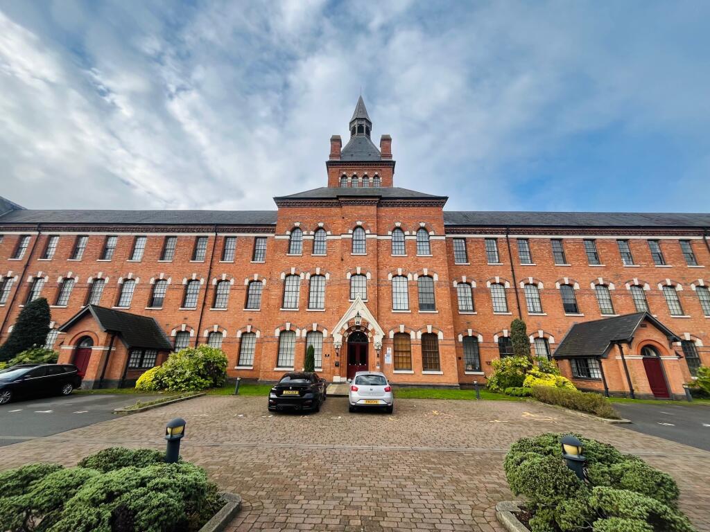 Main image of property: Highcroft Road, BIRMINGHAM