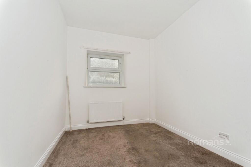Apartment in Swindon - View 4