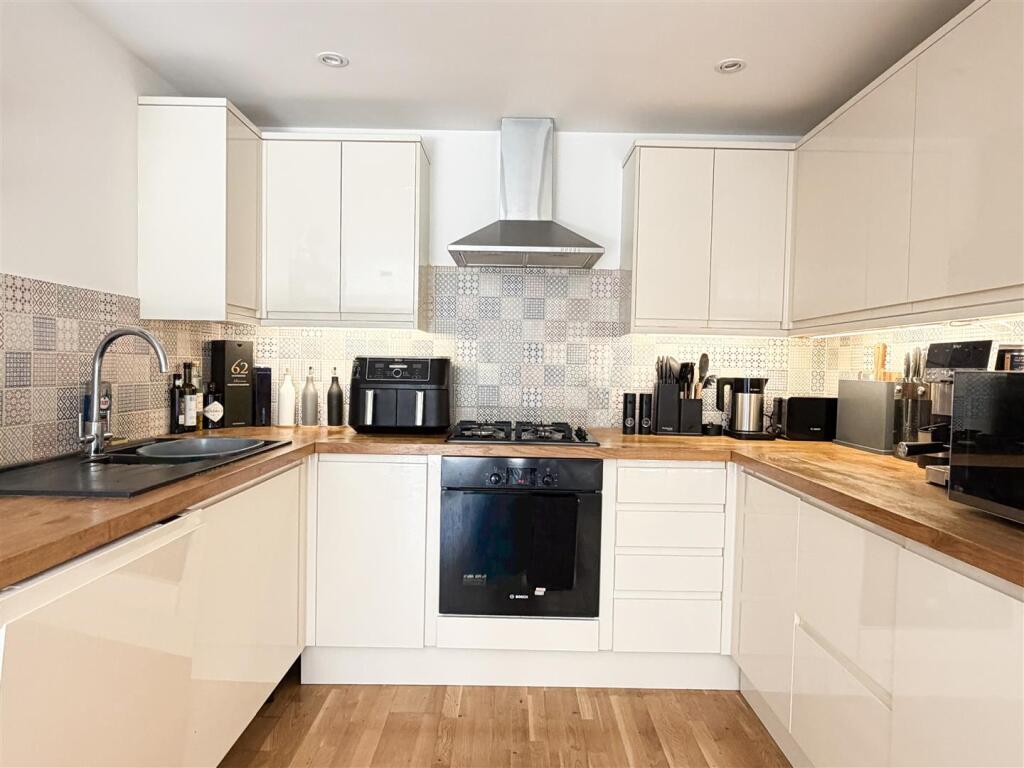 Breaker Mews, Eastbourne, BN22 7EX - View 6
