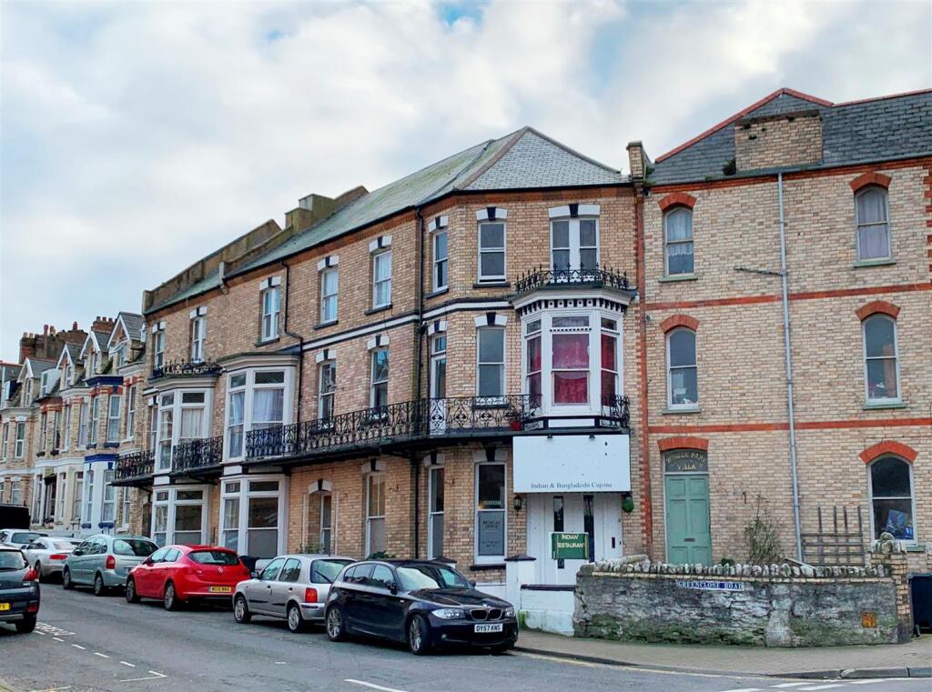 Main image of property: Flat 2d, Sunrise