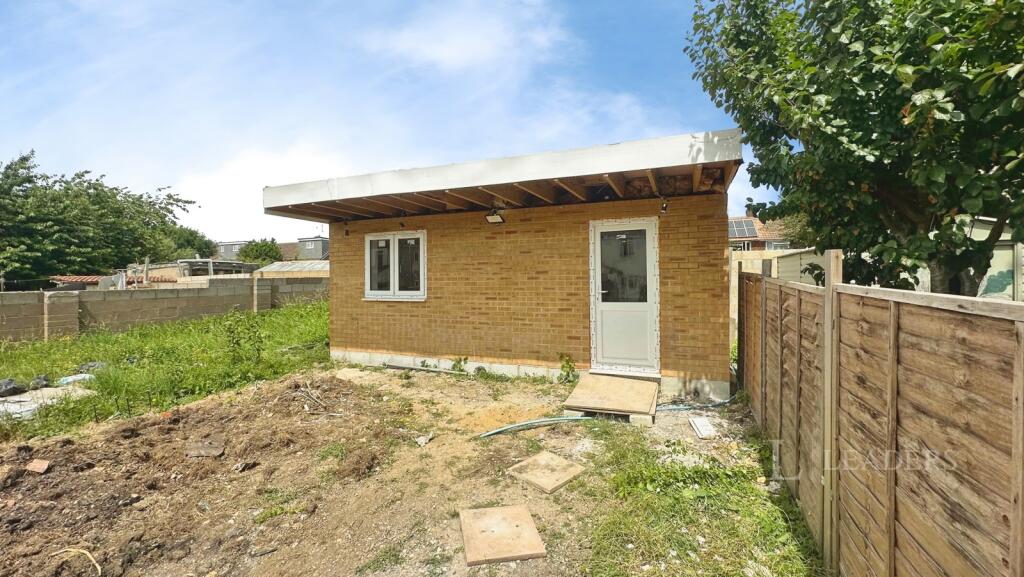 Main image of property: Kent Road, LU1
