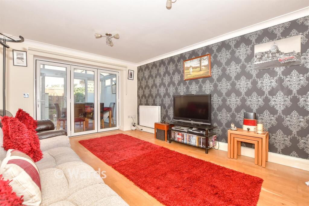 Main image of property: Queens Avenue, Snodland, Kent