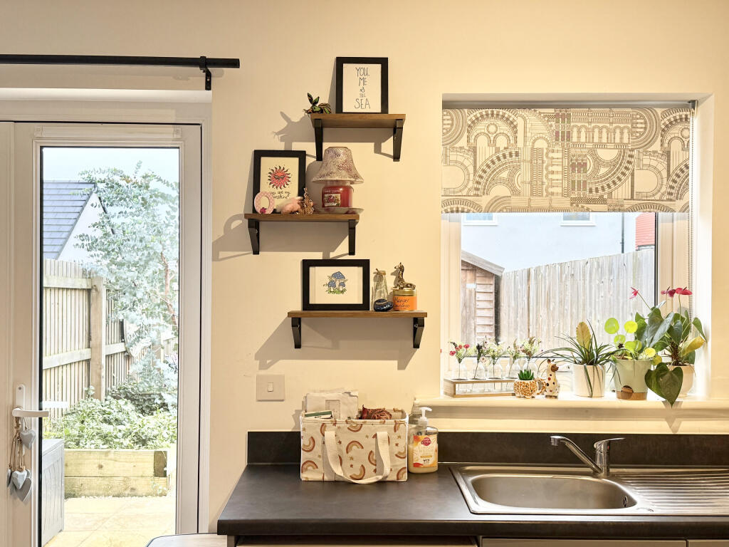 Additional image 3 of Aspen Grove, Ilchester, BA22 8ZG