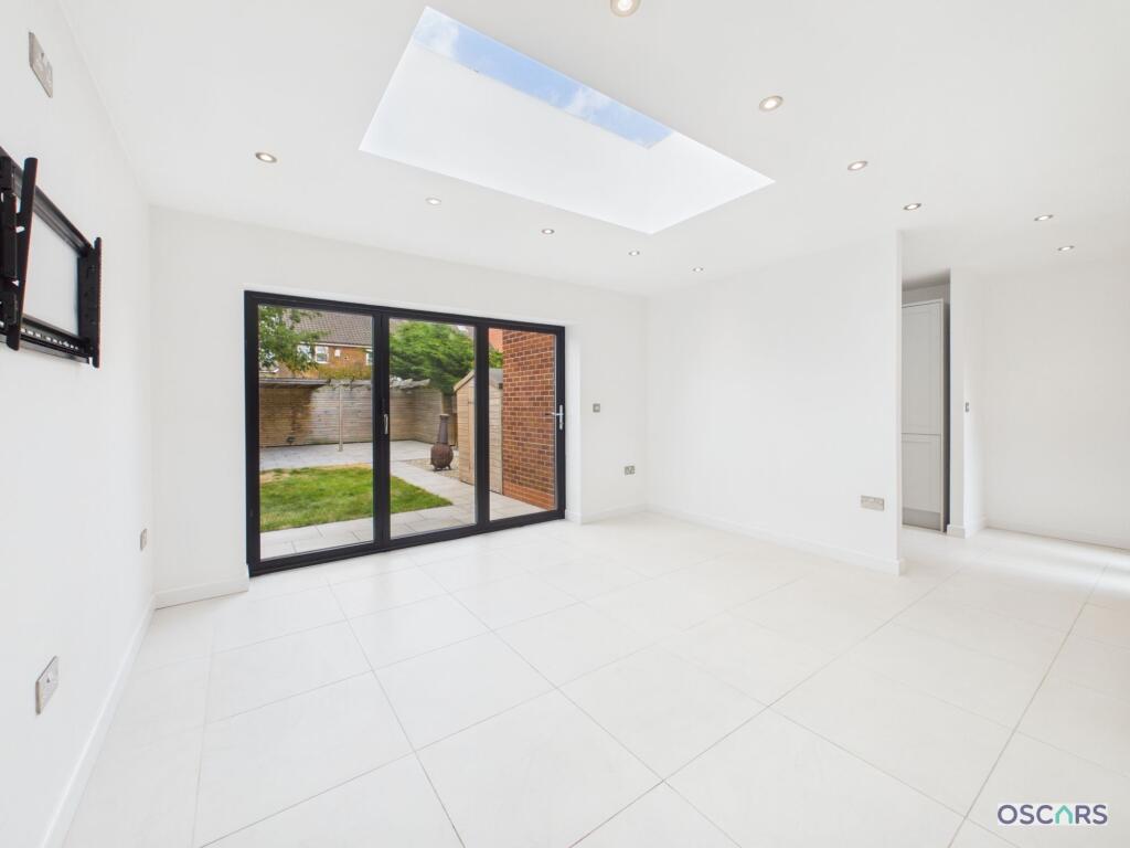 House in Hull - More