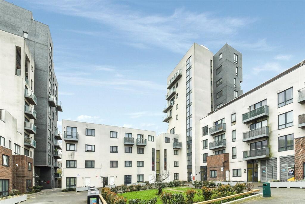 Biggs Square, Felstead Street, London, E9 photo 2