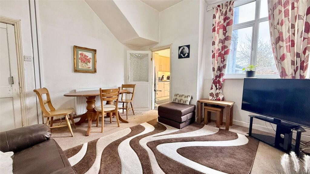 House in Sefton, Liverpool City Region - View 4