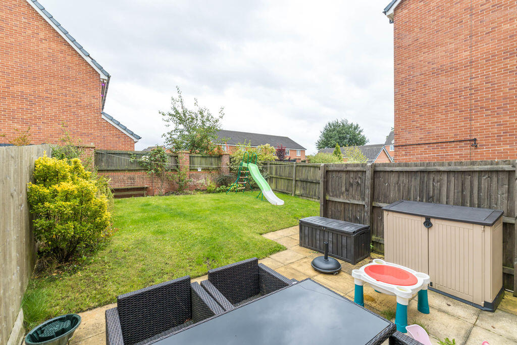 Foxtail Meadow, Standish, WN6 0ZJ photo 4
