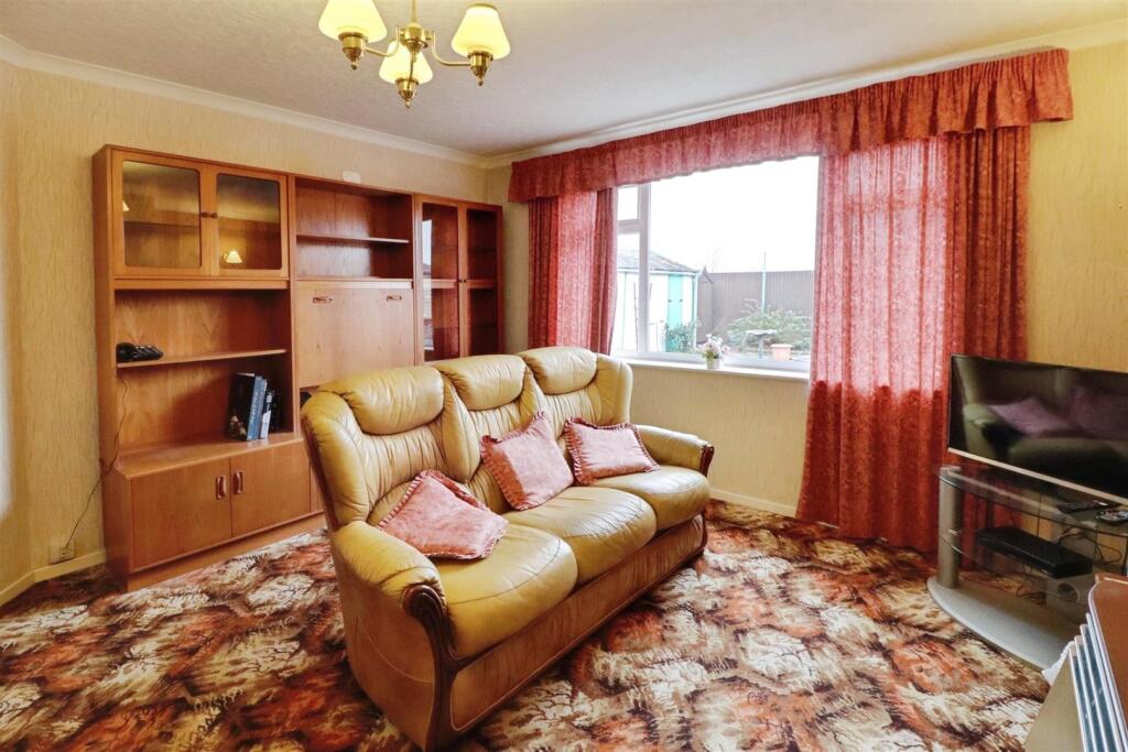House in Crewe, Cheshire East - View 2