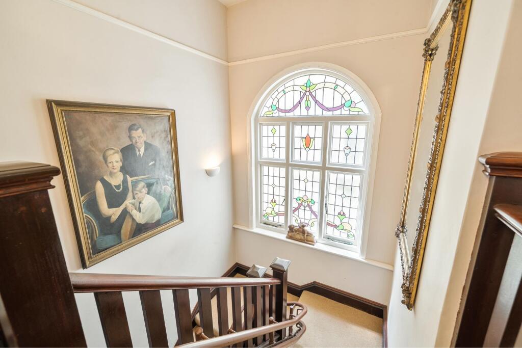 House in Brighton - View 5