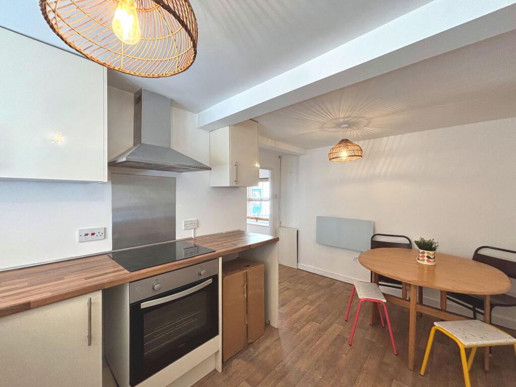 House in Wotton-under-Edge, Coombe - View 5