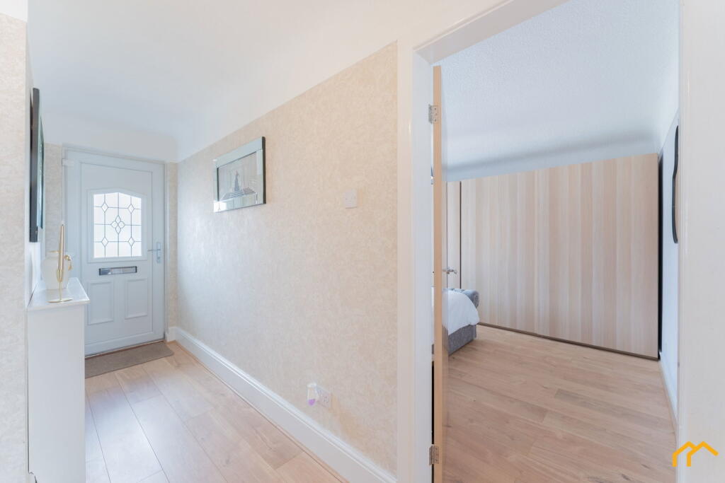 Grampian Way | Moreton | CH46 - View 3