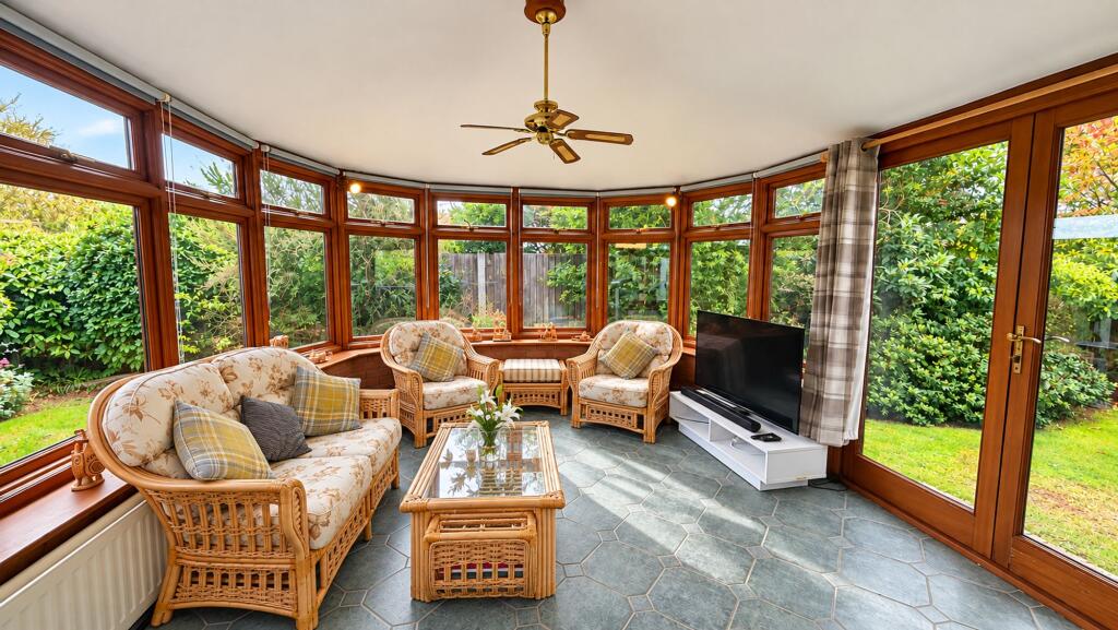 House in Southend-on-Sea - View 5
