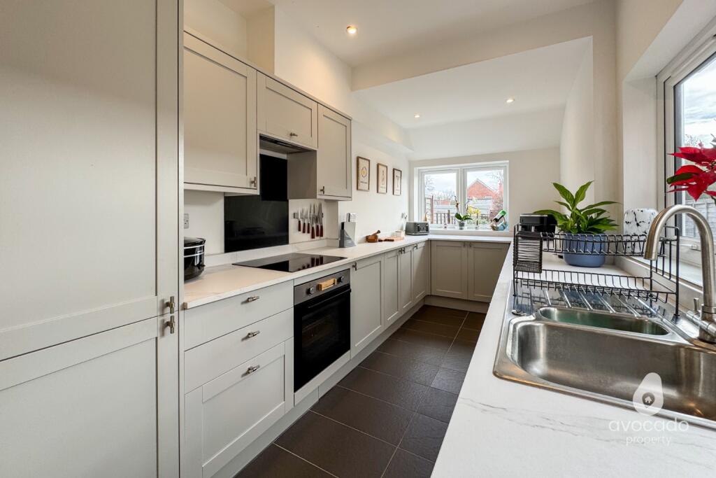 Wescott Road, Wokingham, RG40 - View 3