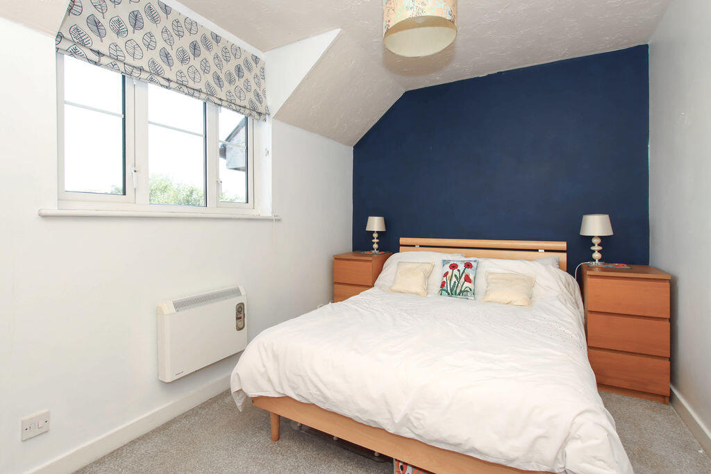 House in Hemel Hempstead - More