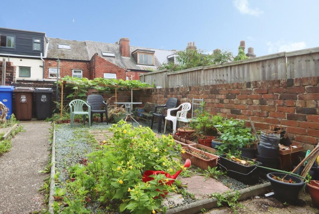 House in Sheffield - View 4