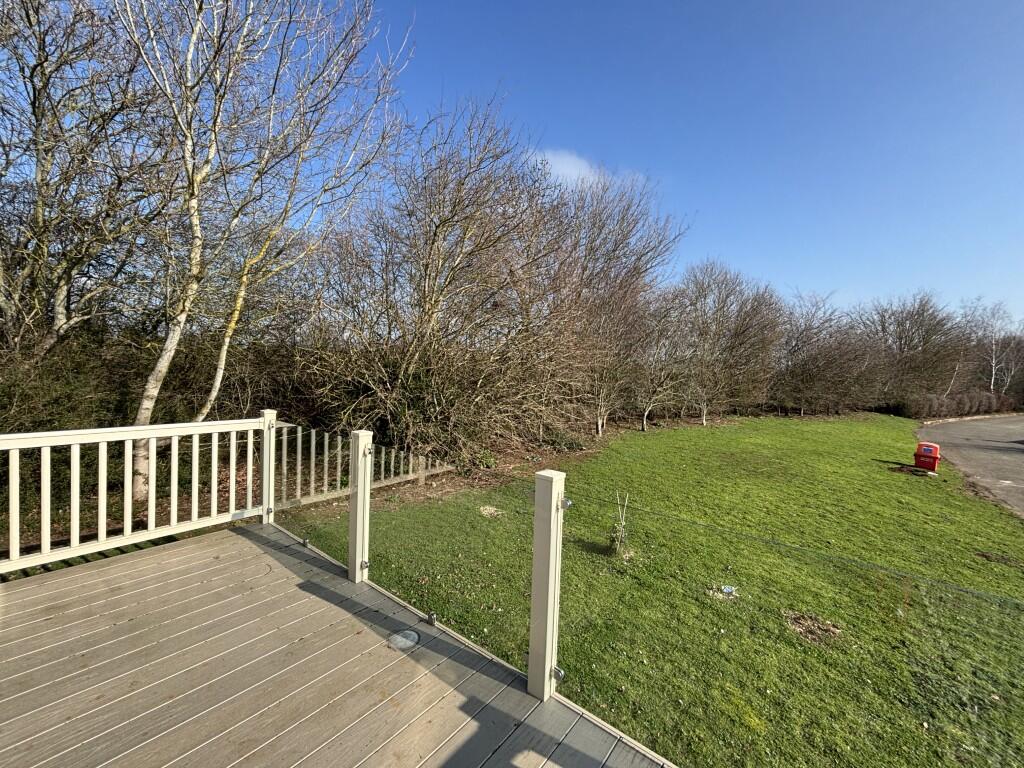 Swift Provence, The Springs Lakeside Holiday Park, Lower Moor, Pershore, Worcestershire, WR10 2PD - View 5