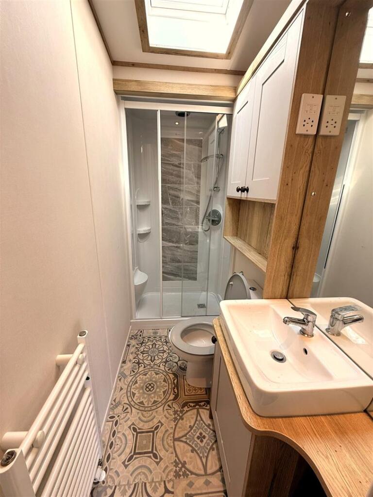 Little Lakeland Caravan Park, Wortwell, Harleston photo 4