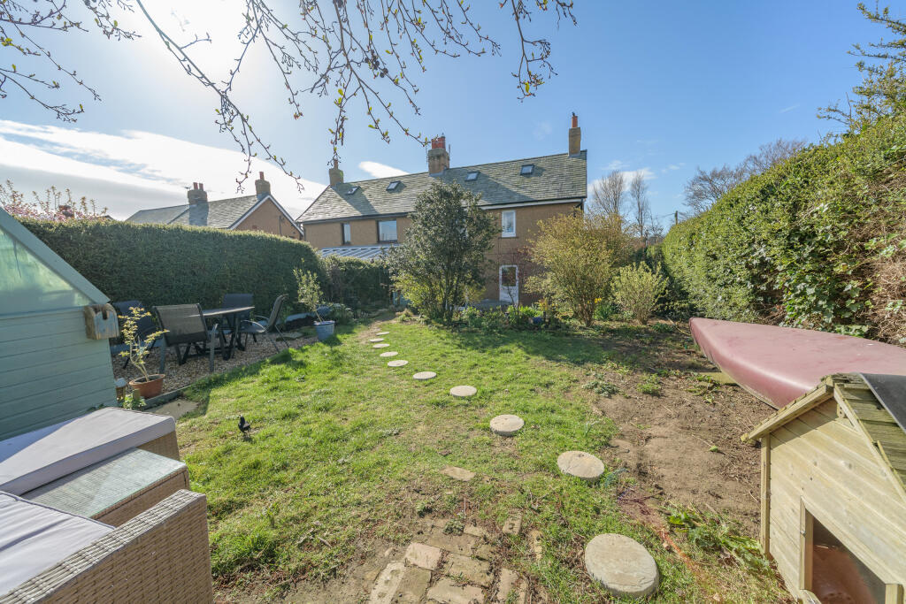 Golden Close, Ellingham, Chathill, Northumberland photo 4