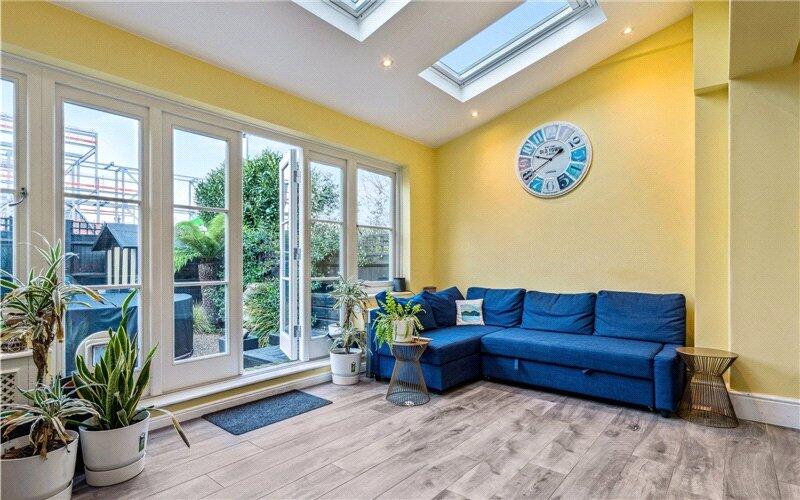 House in London - View 5