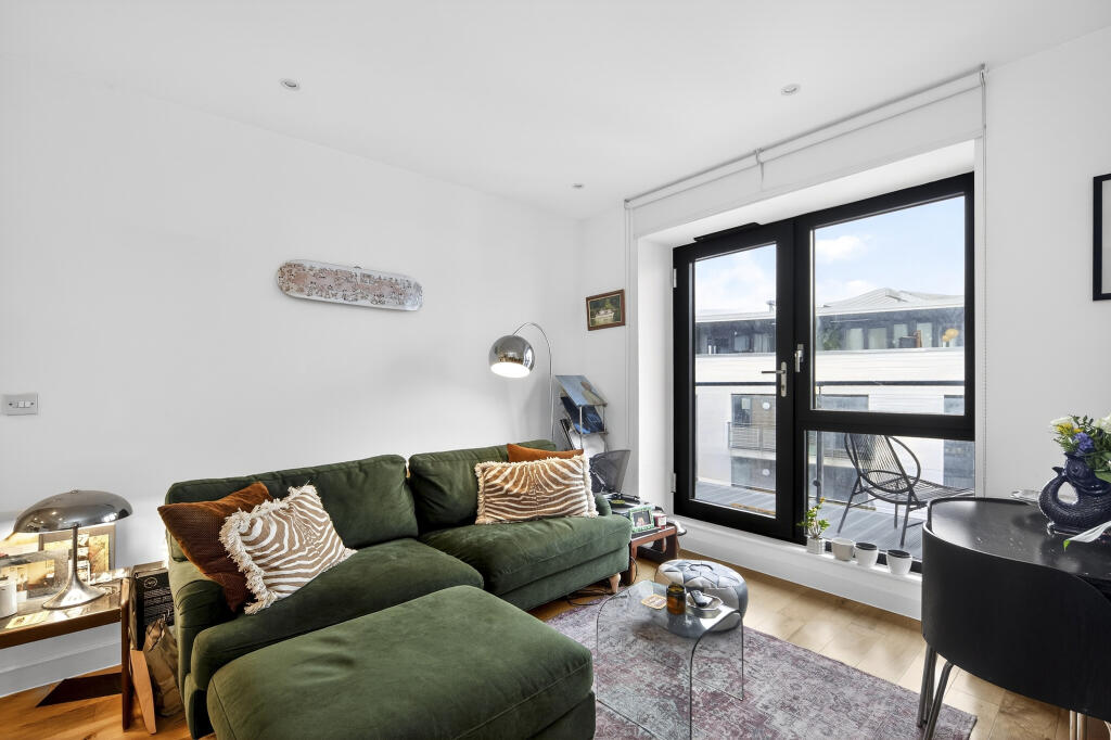 Apartment in London - View 2
