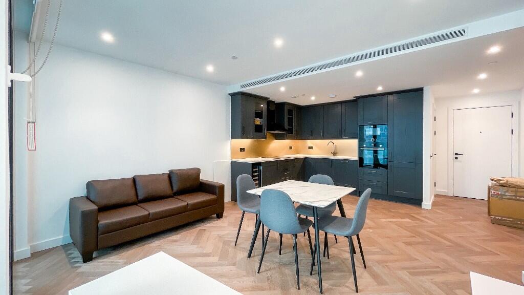 Main image of property: 4th floor, 3 Merino Gardens, London Dock, London, E1W