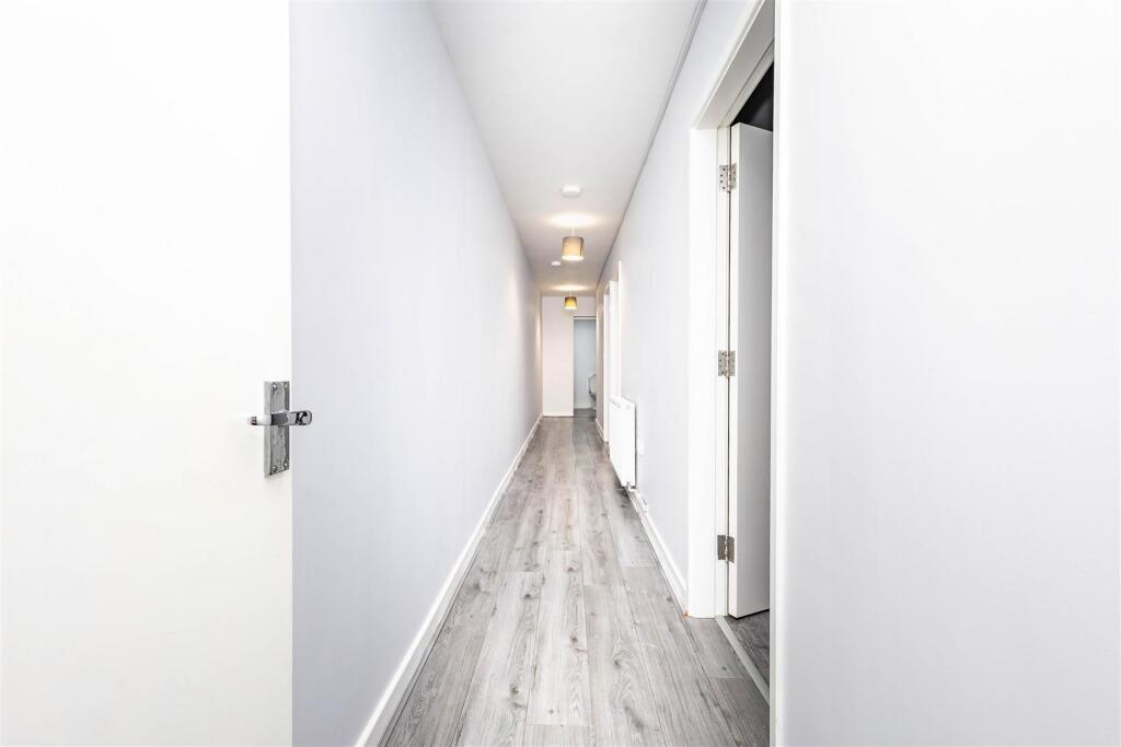 Apartment in Preston, Cuerden Green, Lostock Hall - View 5