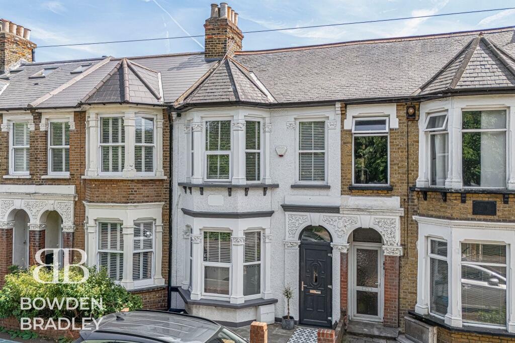 Main image of property: Chigwell Road, Woodford Green, IG8