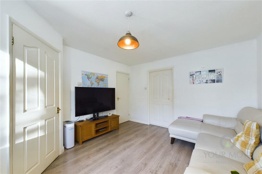 11 Jarman Close photo 4