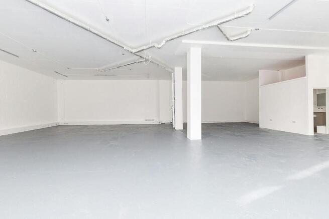 61 WALLIS ROAD7.jpg