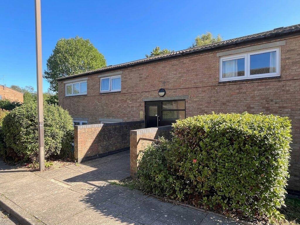 Main image of property: Dalvina Place, Milton Keynes