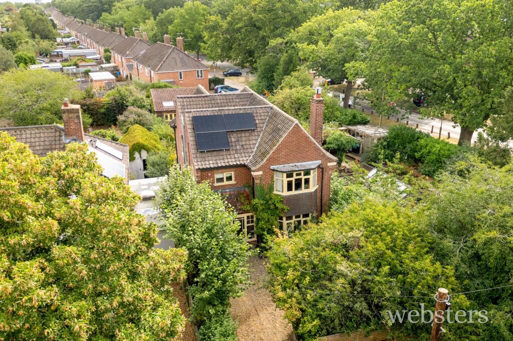 Main image of property: Bluebell Road, Norwich, NR4