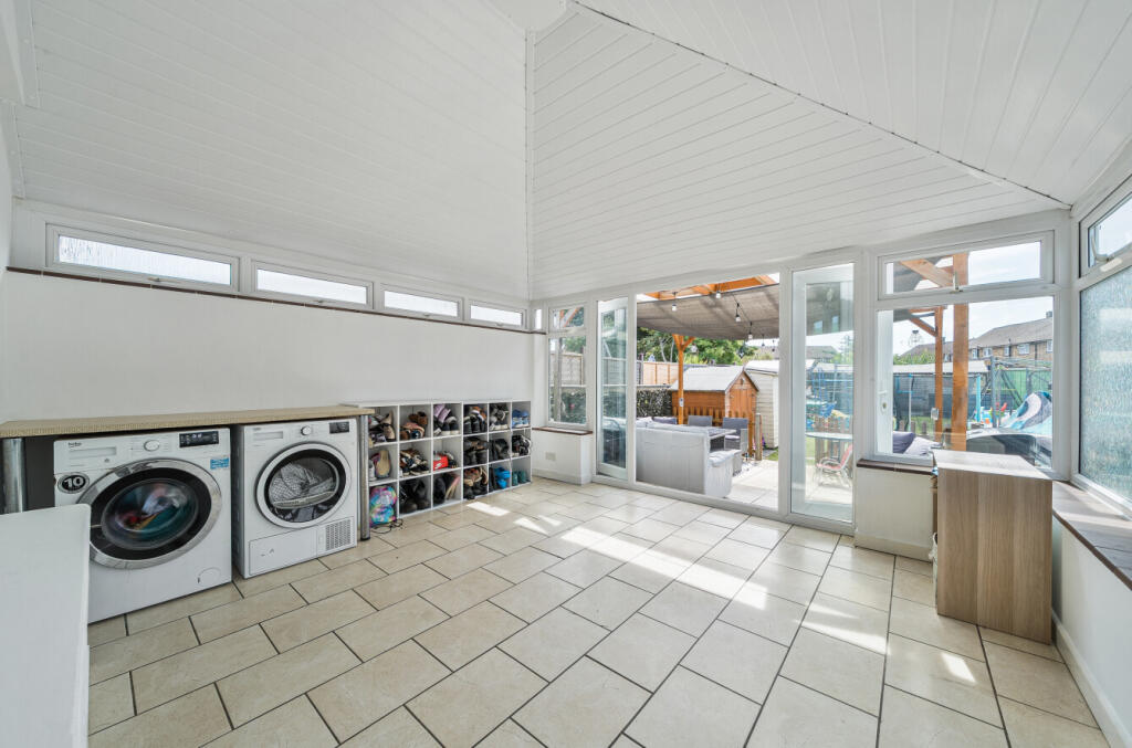 Medstead Road, Havant, PO9 - View 5