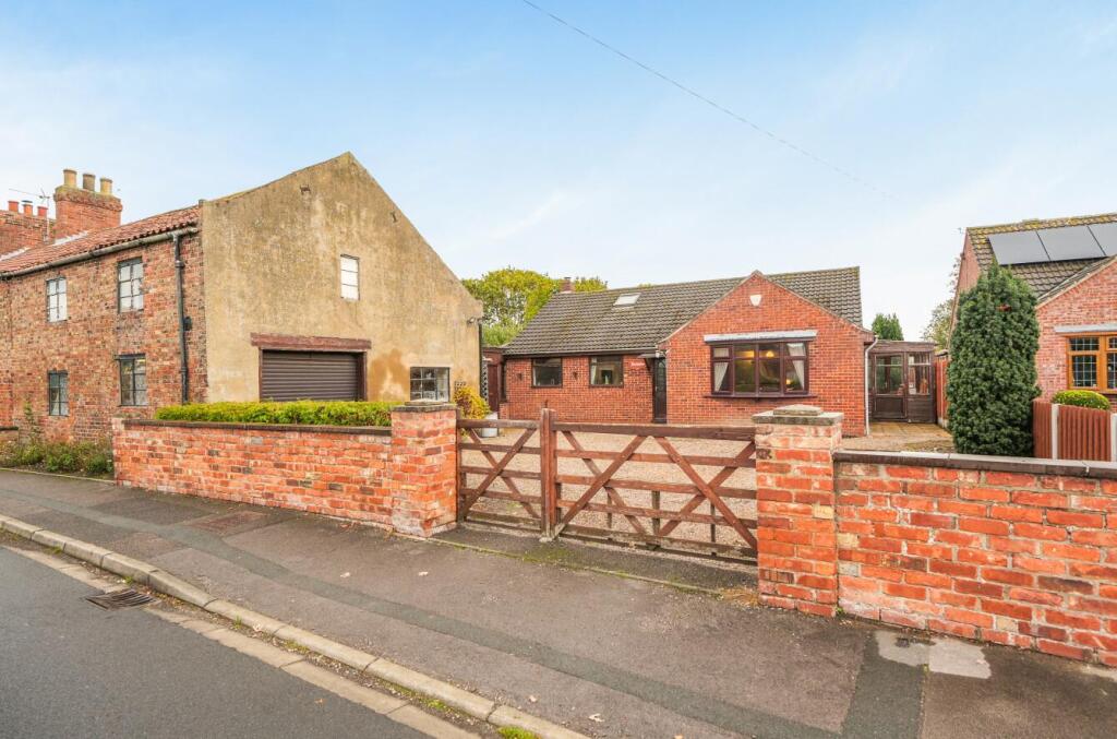 Main image of property: 'Newholme' ~ Park Lane ~Barlow ~Selby