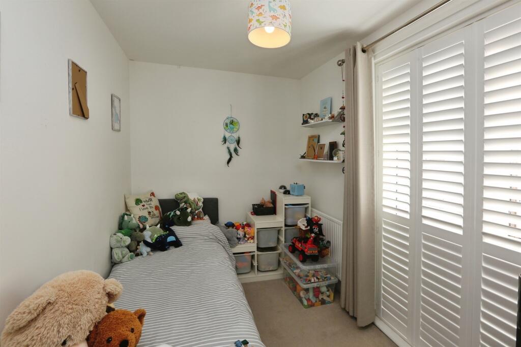 Apartment in Portsmouth - More