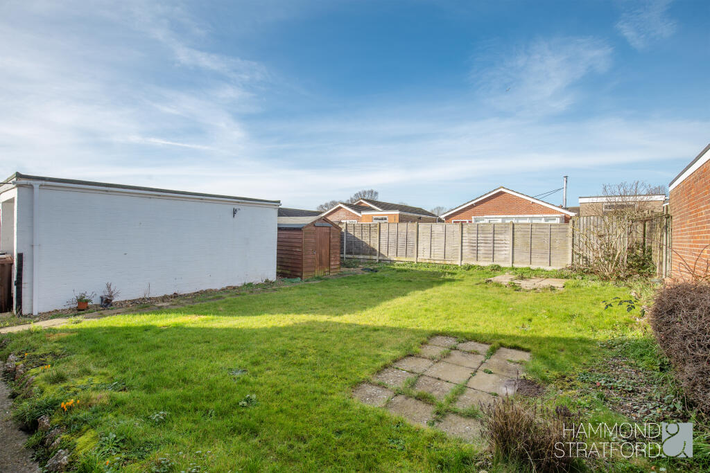 Birch Drive, Attleborough photo 4