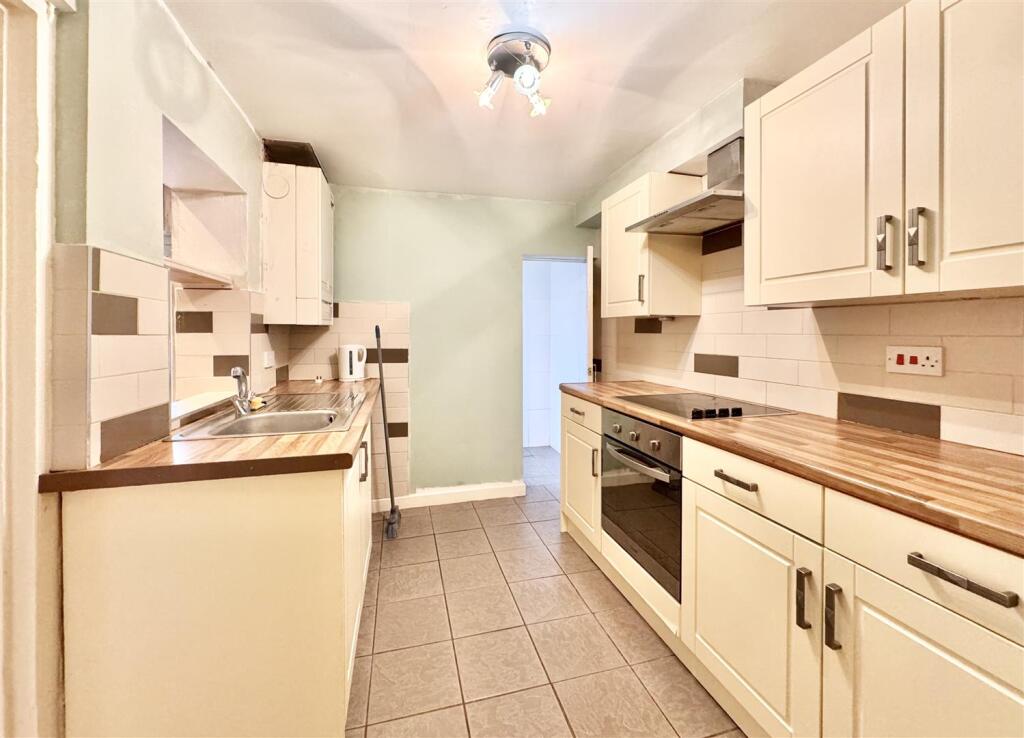 House in Cotswold, Watermoor, Cirencester - View 2