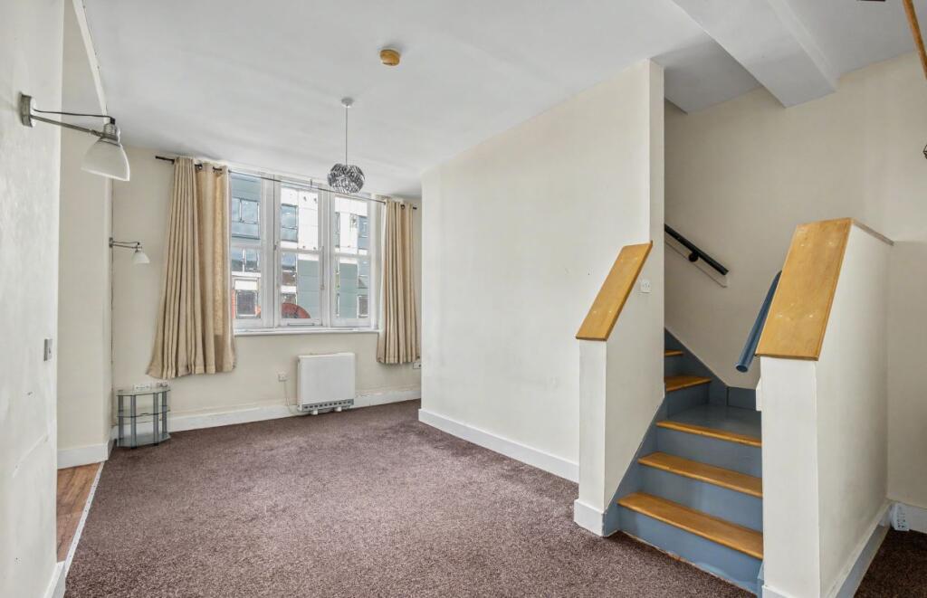 Apartment in Bolton, Greater Manchester - View 2