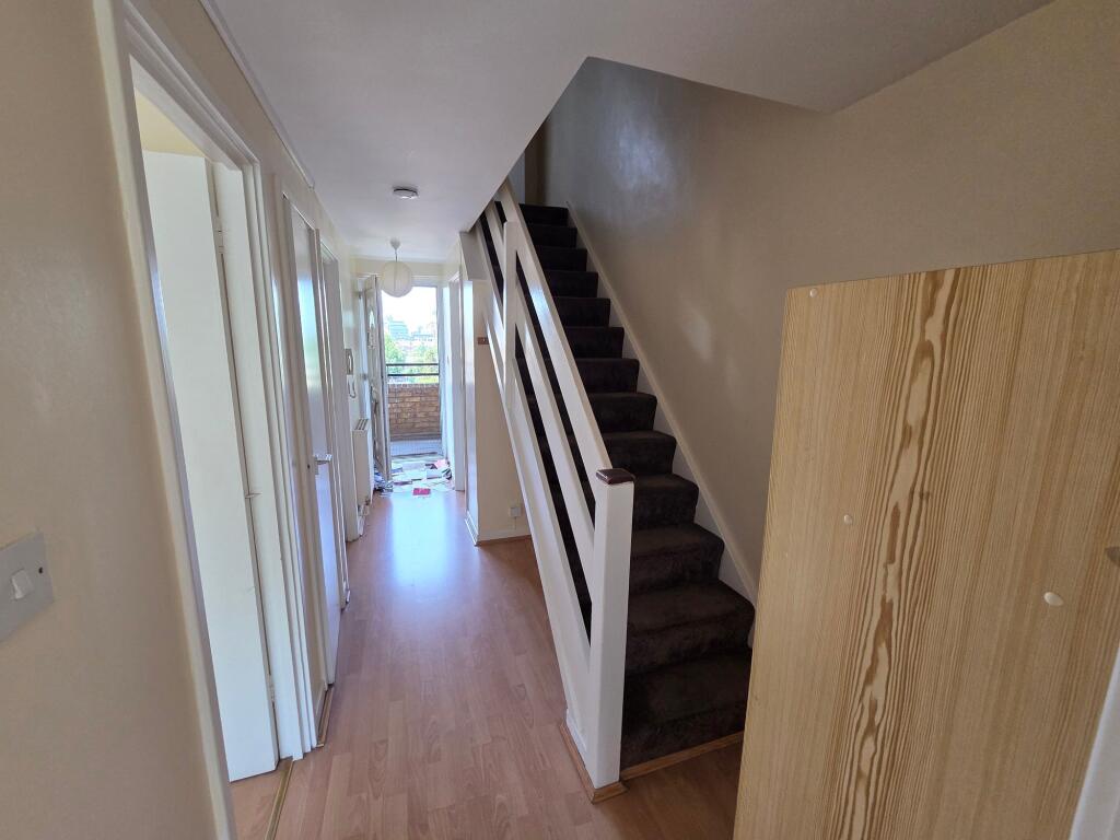Apartment in London, Wandsworth - View 4