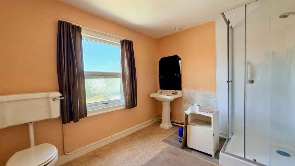 Additional image 9 of Victoria Buildings, Glastonbury