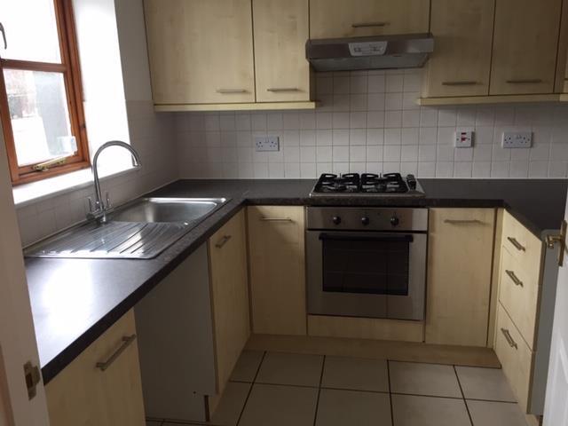 House in Gloucester - View 3